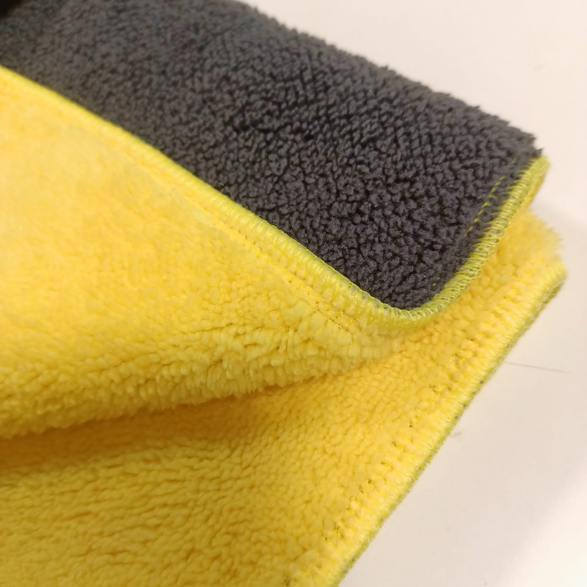 Automix Çift Taraflı Mikrofiber PARLATMA Bezi - Bez, Sünger & Kurulama - Görsel 4